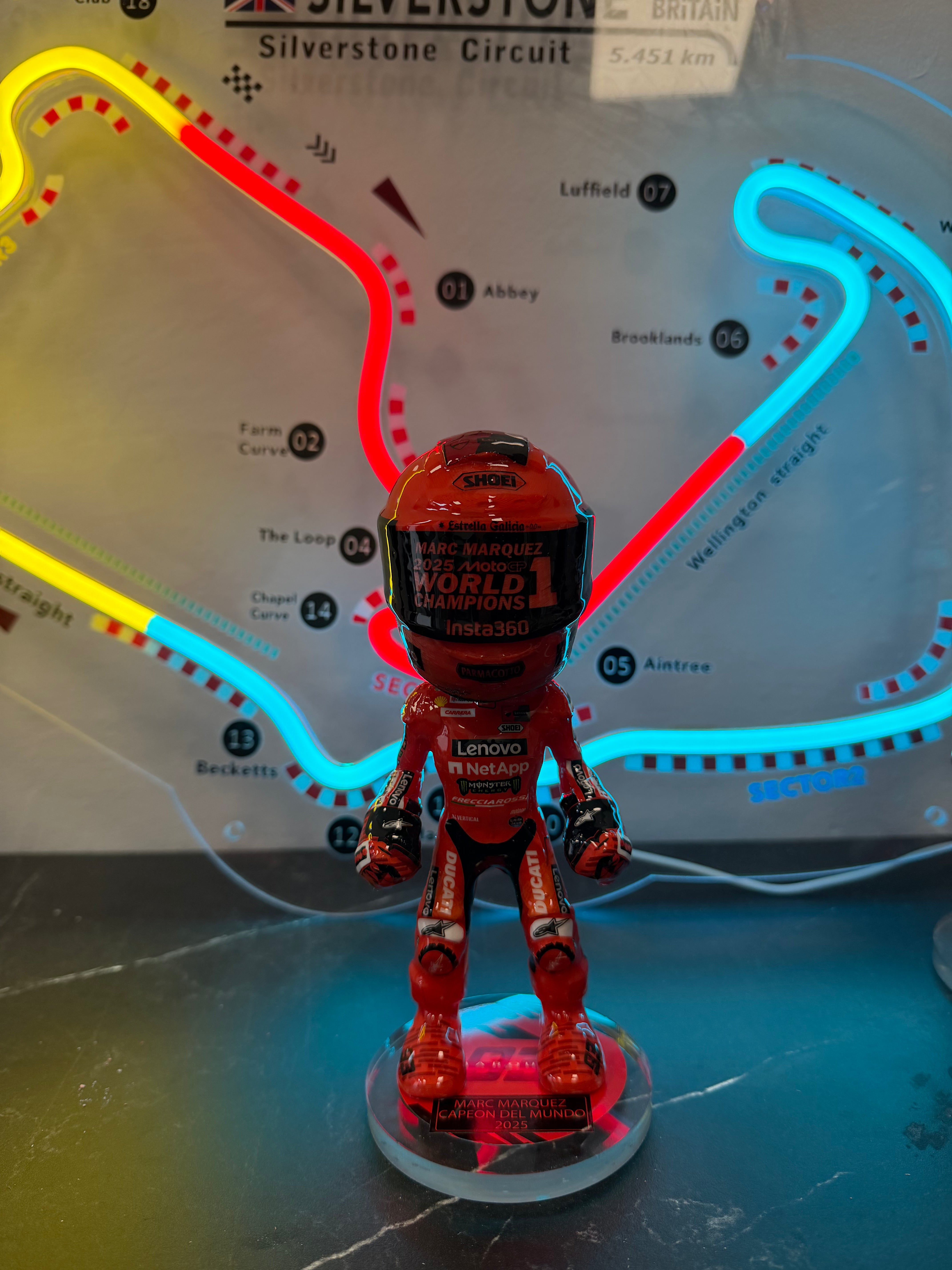 Marc Márquez Campeón del mundo 2025 (20cm)